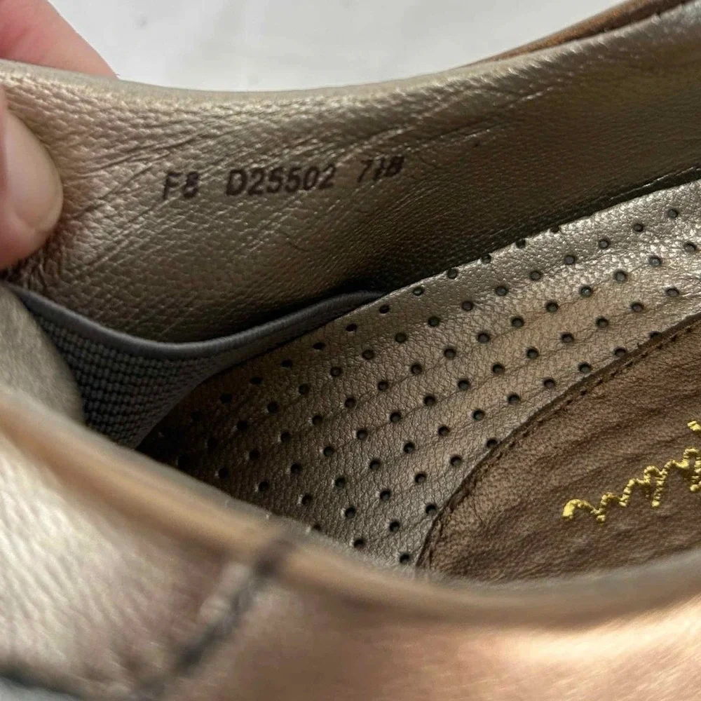 Cole‎ Haan Metallic Brown Slip On Comfort Walking Shoes Casual Everyday Size 7.5